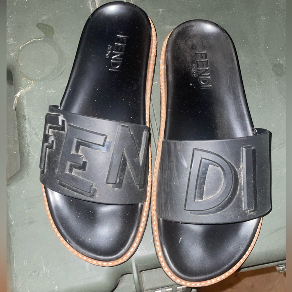 Fendi men’s slide size 42 black